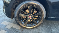 Jaguar F-Pace 2.0 D200 R-Dynamic Black 5dr Auto AWD Diesel Estate